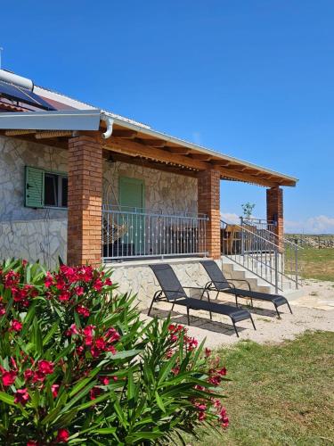 Holiday house Adriana — 4-Star Luxury Hotel in Povljana, Croatia