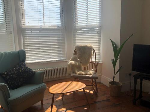 The Nest Central Falmouth 10 mins to the beaches and off street parking — 4-Star Luxury Hotel in Falmouth, United Kingdom