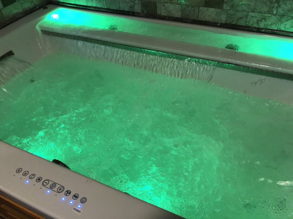 Northern Lights Mansion - photo 33