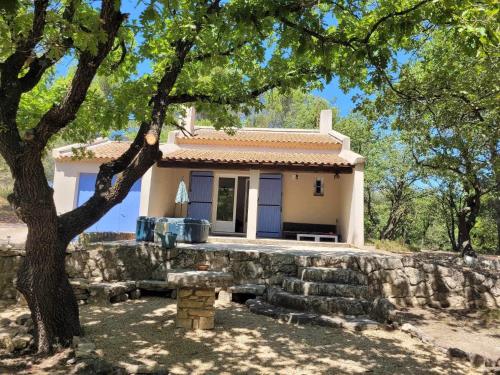 Borie En Provence — hotel in Velleron
