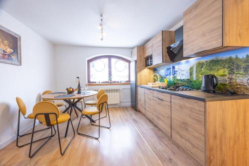 U Majerczyka Dolina Apartment — 4-Star Luxury Hotel in Zakopane, Poland