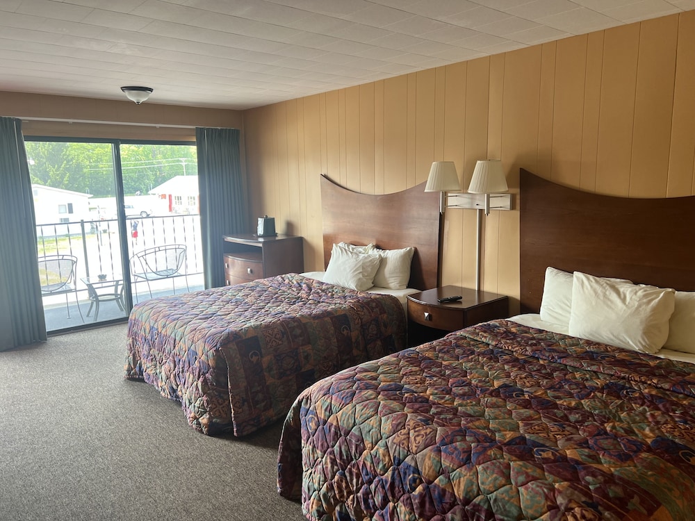 All Star Inn & Suites - photo 140