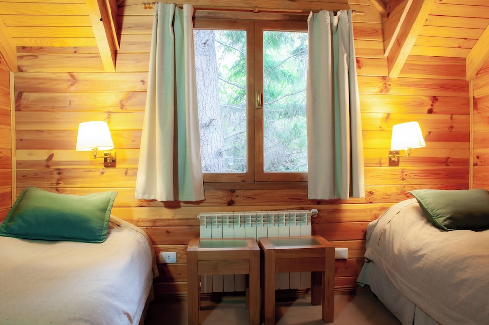 Apart Del Maiten — 4-Star Luxury Hotel in San Martin De Los Andes, Argentina