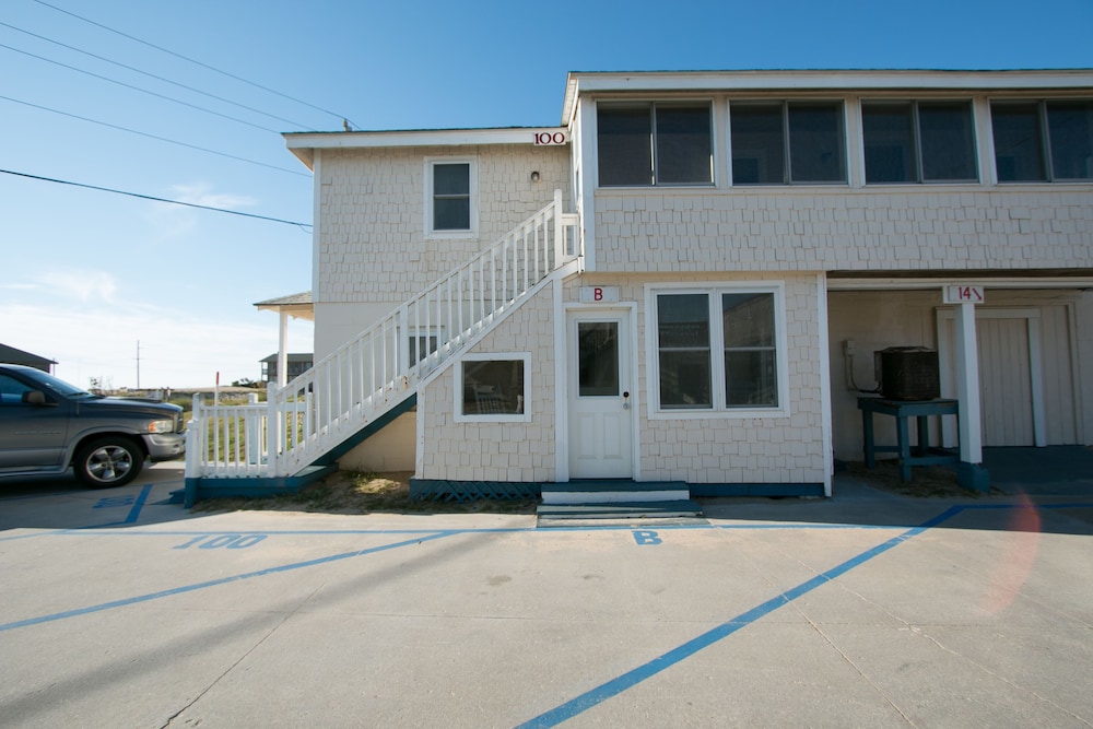 Outer Banks Motel - photo 188