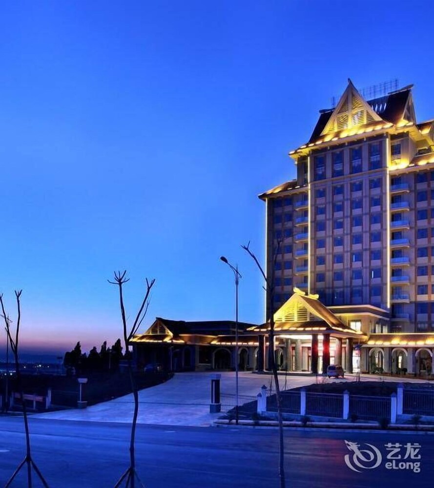 Maple Palace Hotel - carbon neutral hotel in Kunming