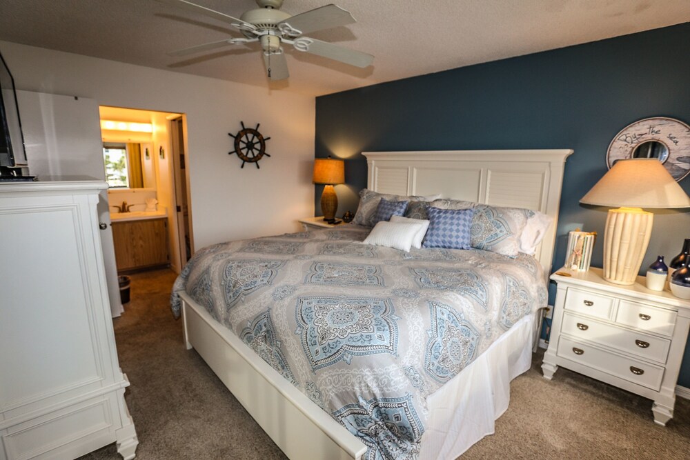 Estero Yacht & Racquet 218 Fort Myers Beach - photo 4