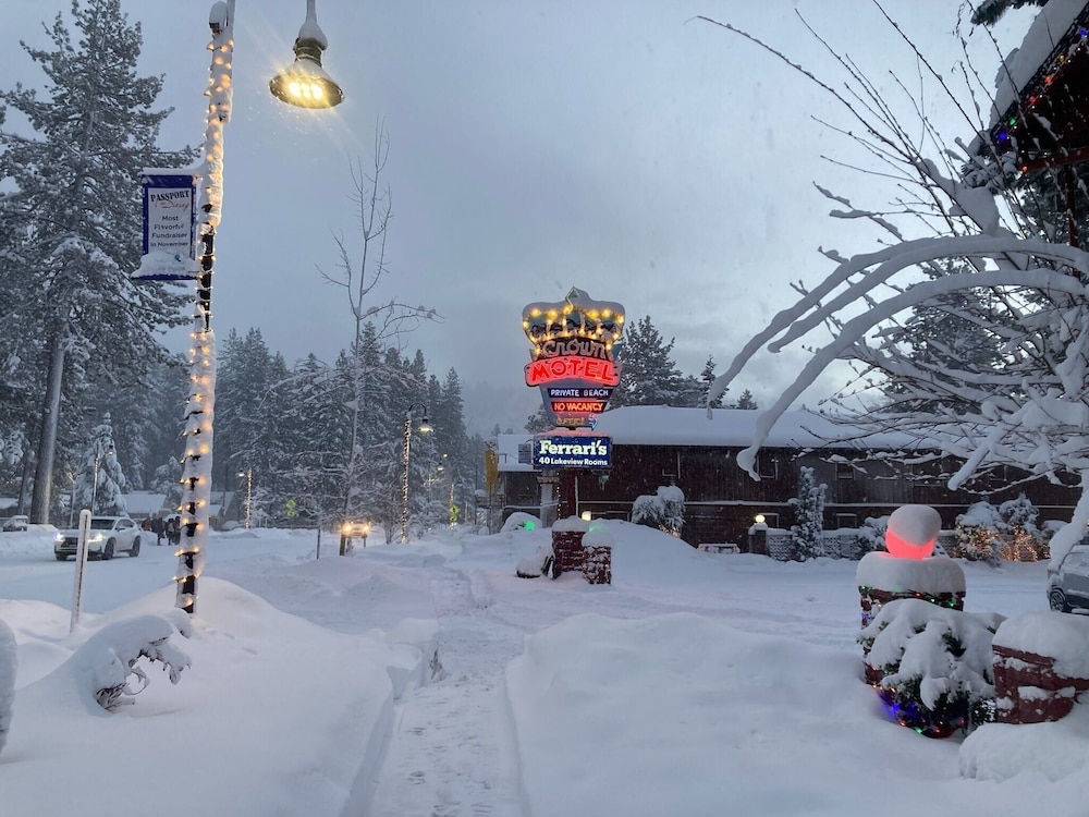 Crown Motel and Family Resort - photo 127