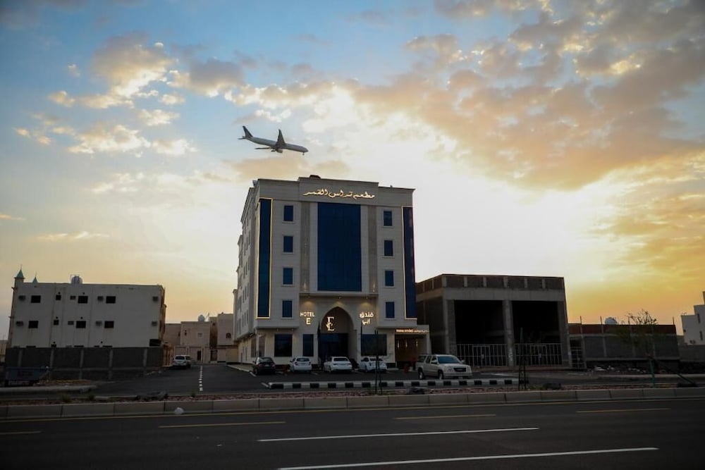 E Hotel - carbon neutral hotel in Medina