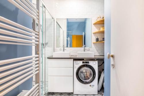 GuestReady A classic touch of Parisian glamour