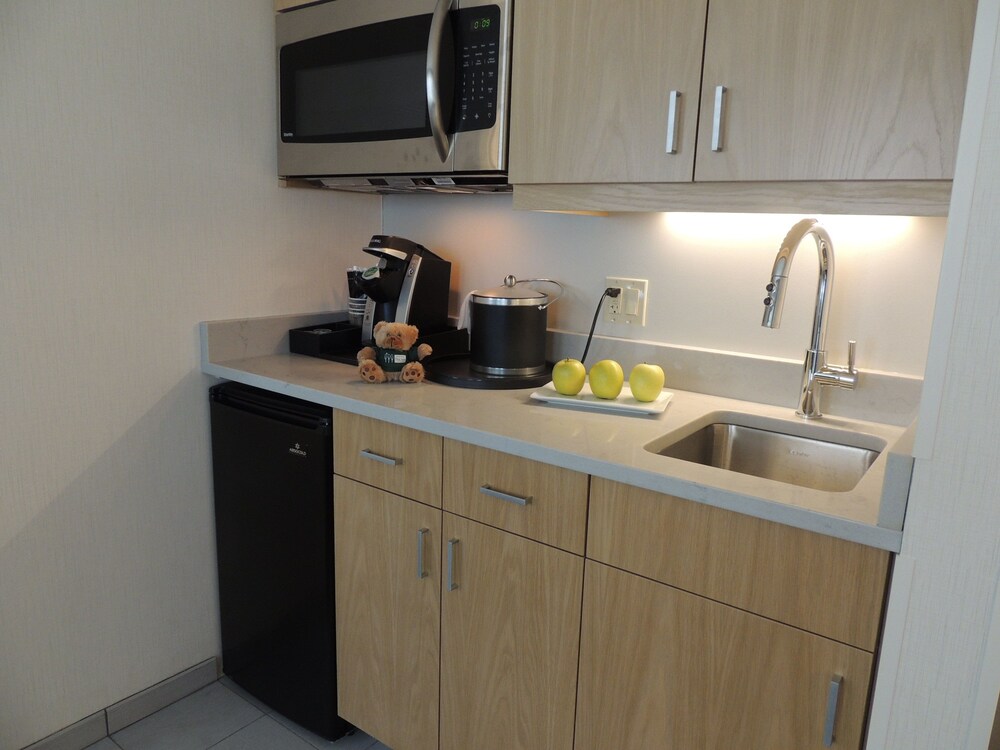 The Inn at Longwood Medical - photo 12