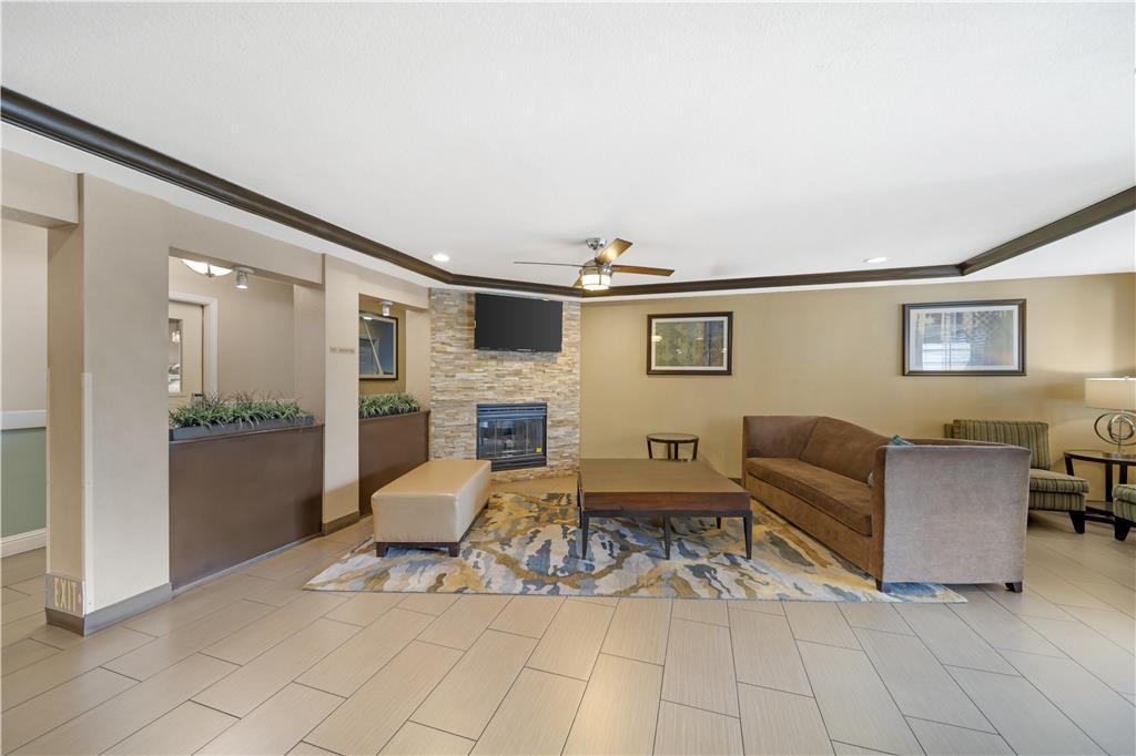 Best Western Plus Twin View Inn & Suites - photo 6