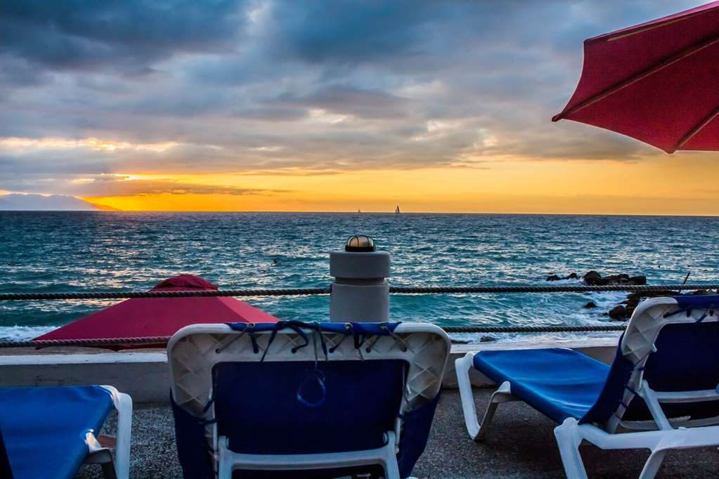 Atardecer club de playa