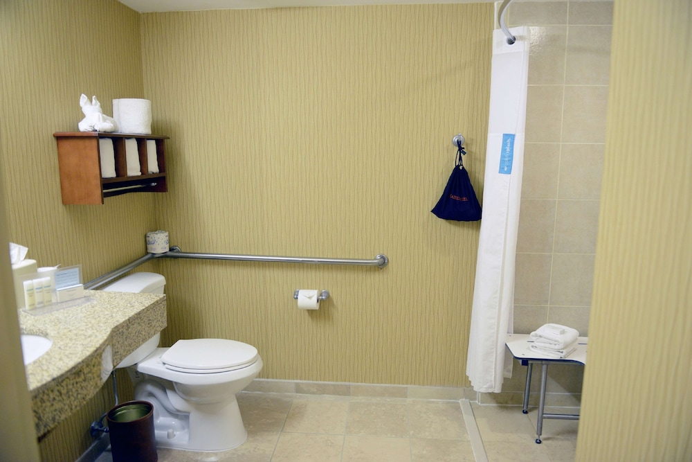 Hampton Inn & Suites El Paso Airport - photo 41