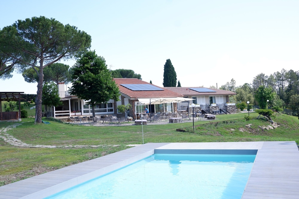 Casa di Palaia — 4-Star Luxury Hotel in Greve In Chianti, Italy