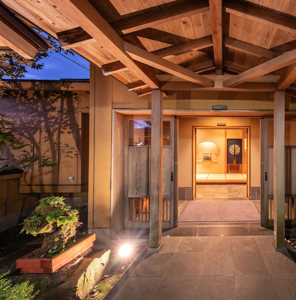 Kashintei Shirahama in Akita, Japan