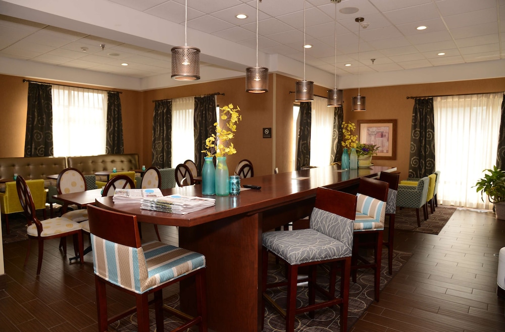 Hampton Inn Americus - photo 33