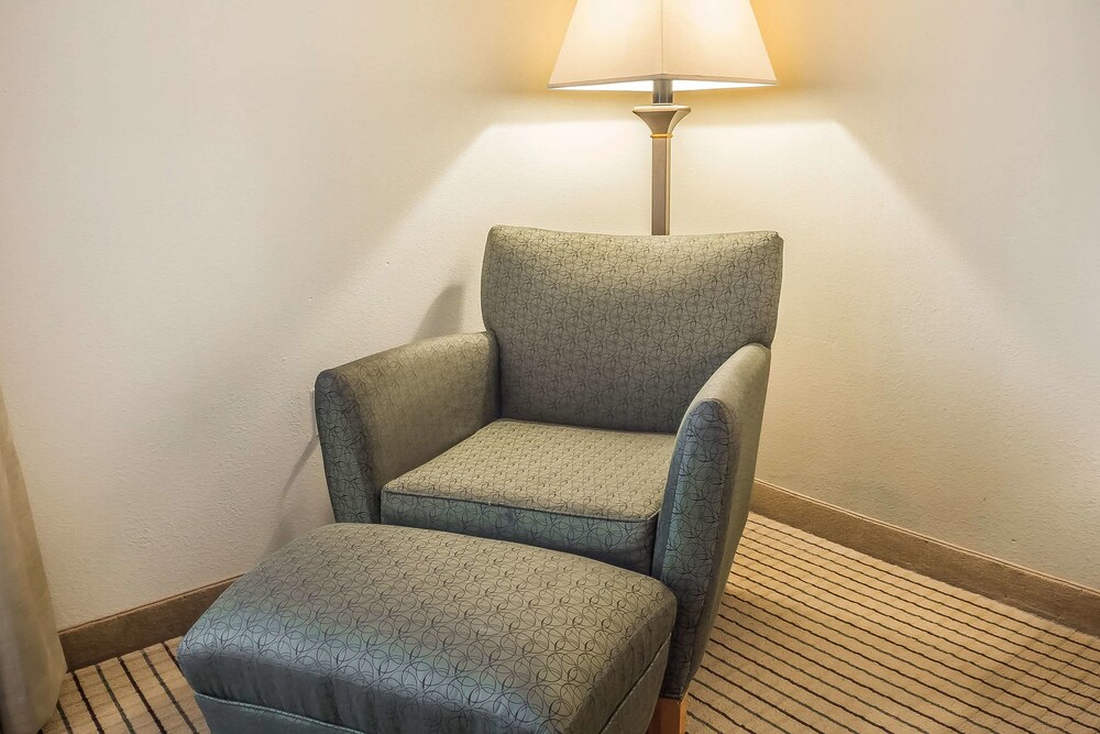 Quality Inn Spring Valley Nanuet - photo 27