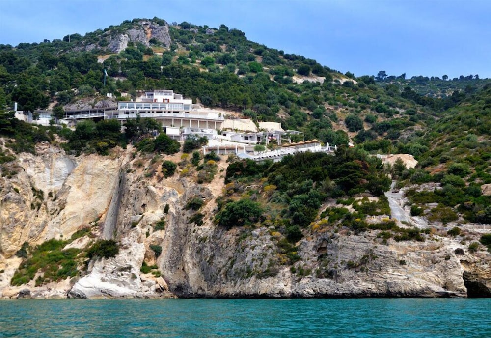Villa Scapone — 4-Star Luxury Hotel in Mattinata, Italy