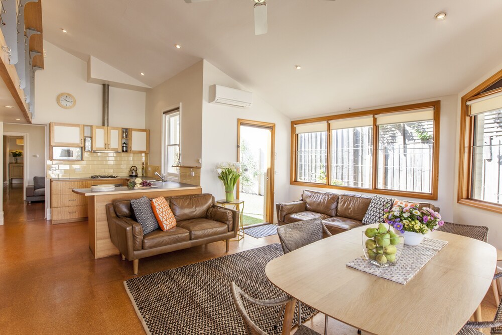 Boutique Stays Elwood Beaches 3 — 4-Star Luxury Hotel in Elwood, Australia