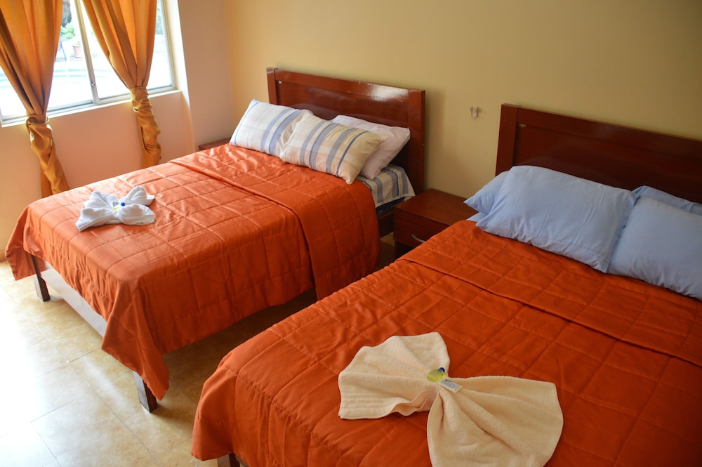 Grand Hotel Chatham — Puerto Baquerizo Moreno — photo 4