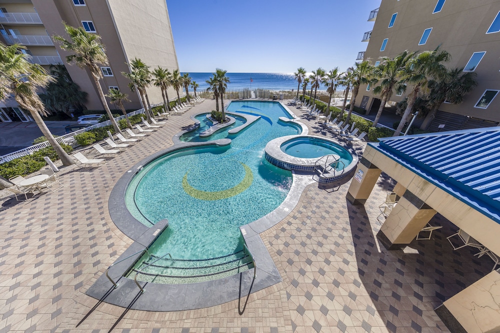 Crystal Tower Comfort Condos by Hosteeva - photo 90