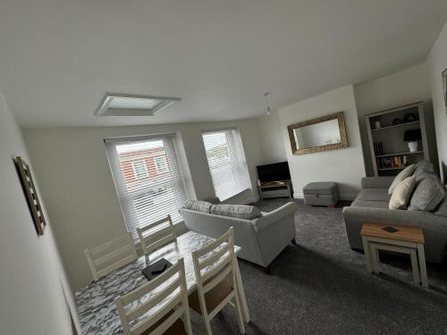 31A Locking Road — 4-Star Luxury Hotel in Weston-Super-Mare, United Kingdom
