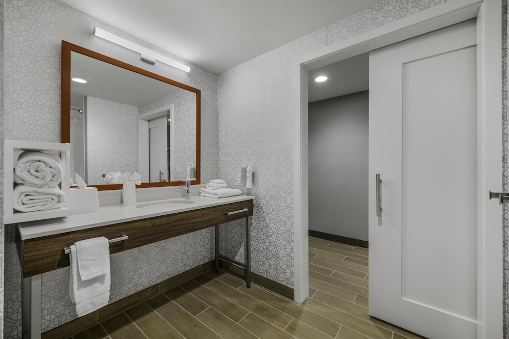 Hampton Inn & Suites by Hilton Decatur - photo 31