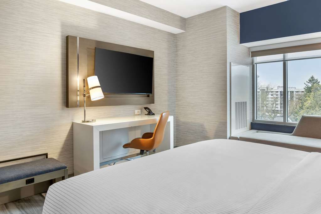 Cambria Hotel Niagara Falls - photo 26