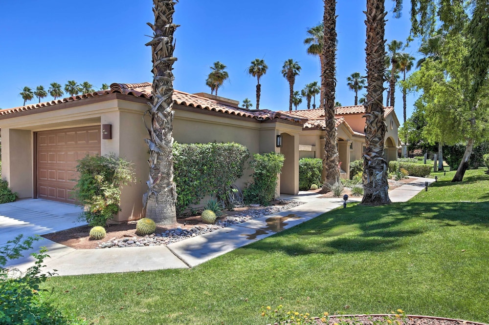 Luxury Remodeled Palm Desert Resort Condo - photo 2