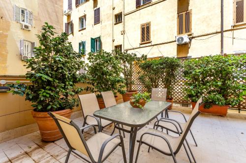 Iflat Vatican Spacious Apartment with Terrace — 4-Star Luxury Hotel in Rome, Italy