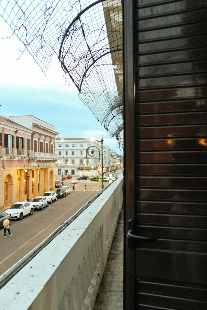 Hotel Concordia S N C — Crotone