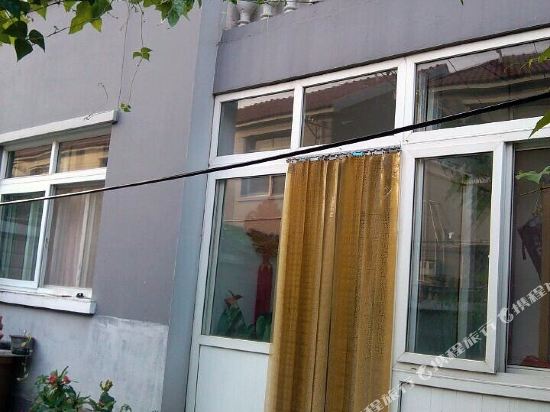 Show Chicken Inn - carbon neutral hotel in Beijing