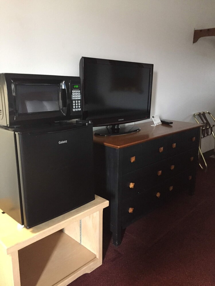 Hall of Fame Motel - photo 8