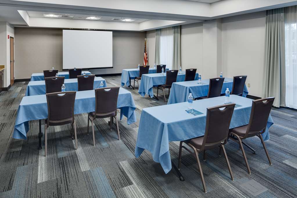 HYATT house Hartford North Windsor - photo 29