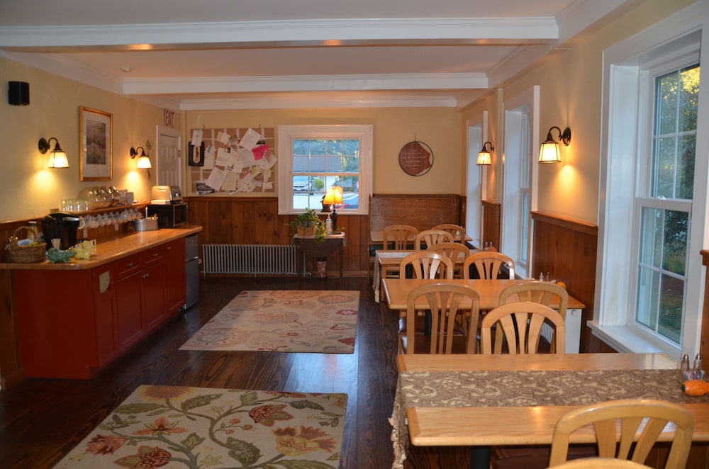 Cornwall Inn and Lodge - photo 55