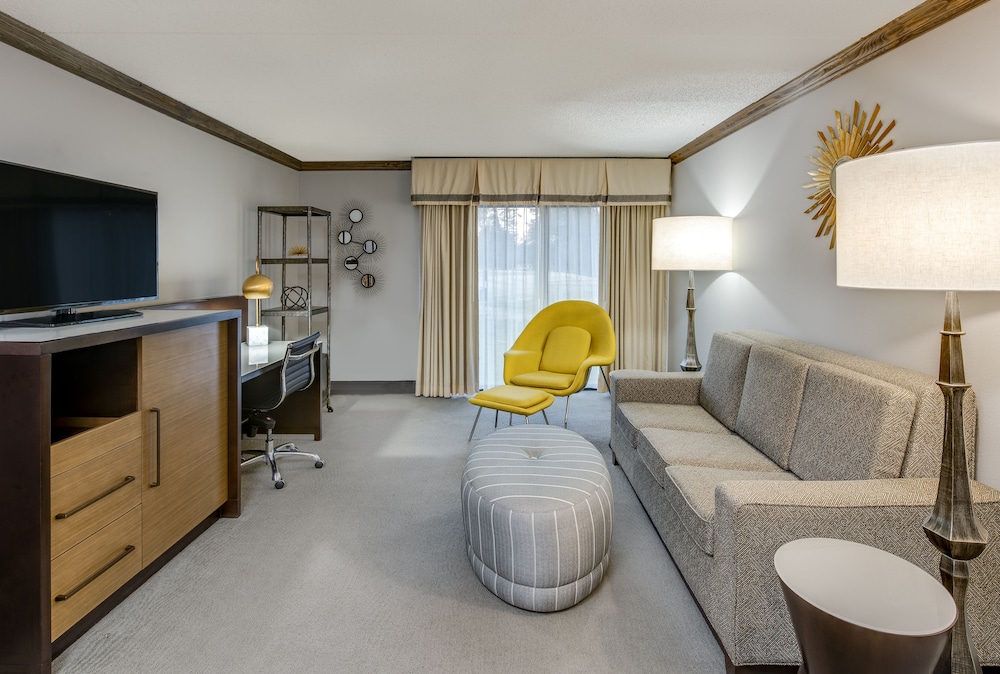 Crowne Plaza Resort Asheville by IHG - photo 16