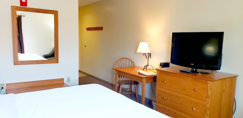 Lodging on the Square - photo 56