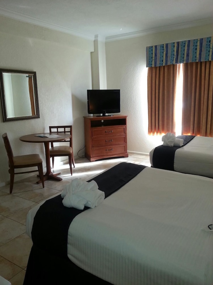 Hollywood Beach Resort beautiful Studio - photo 4