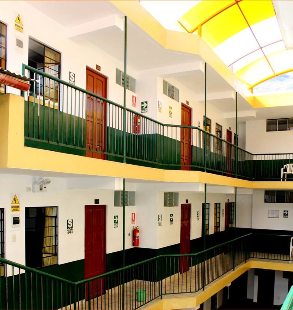 Hotel Imperial — hotel in Abancay