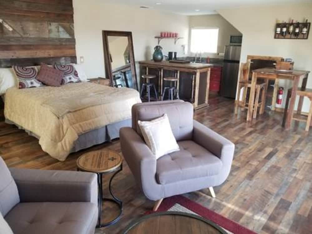 High Ridge Manor - photo 10