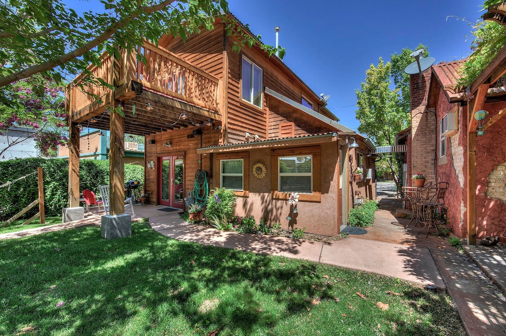 Cali Cochitta Vacation Rentals - photo 62