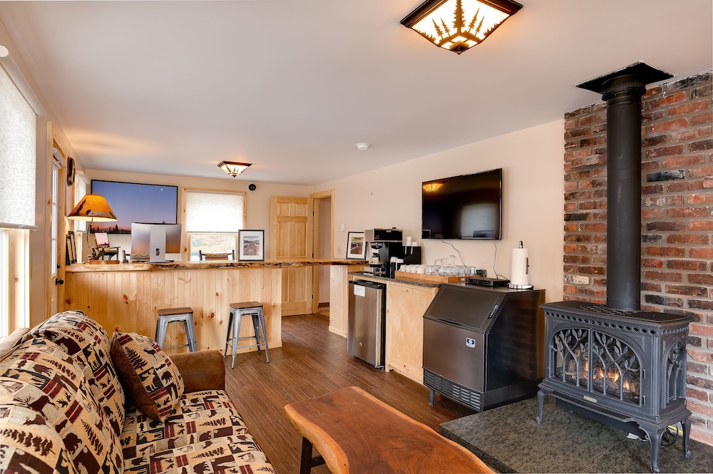 Cobble Mountain Lodge - photo 121