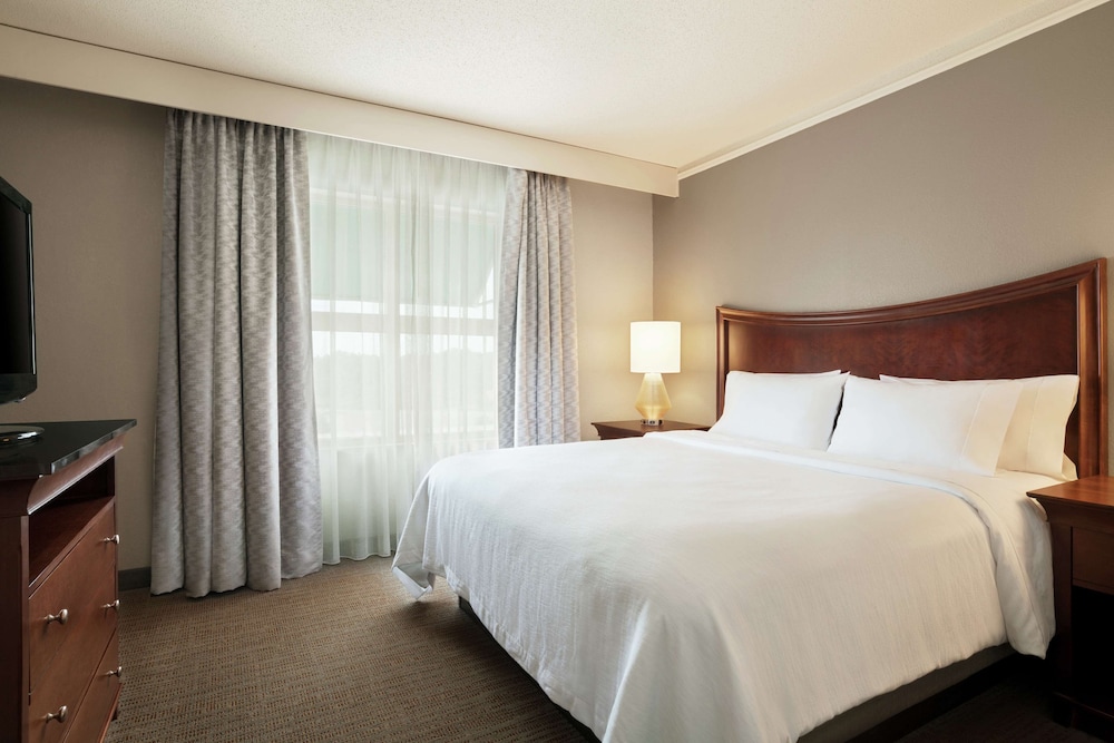 Embassy Suites by Hilton Brunswick - photo 7