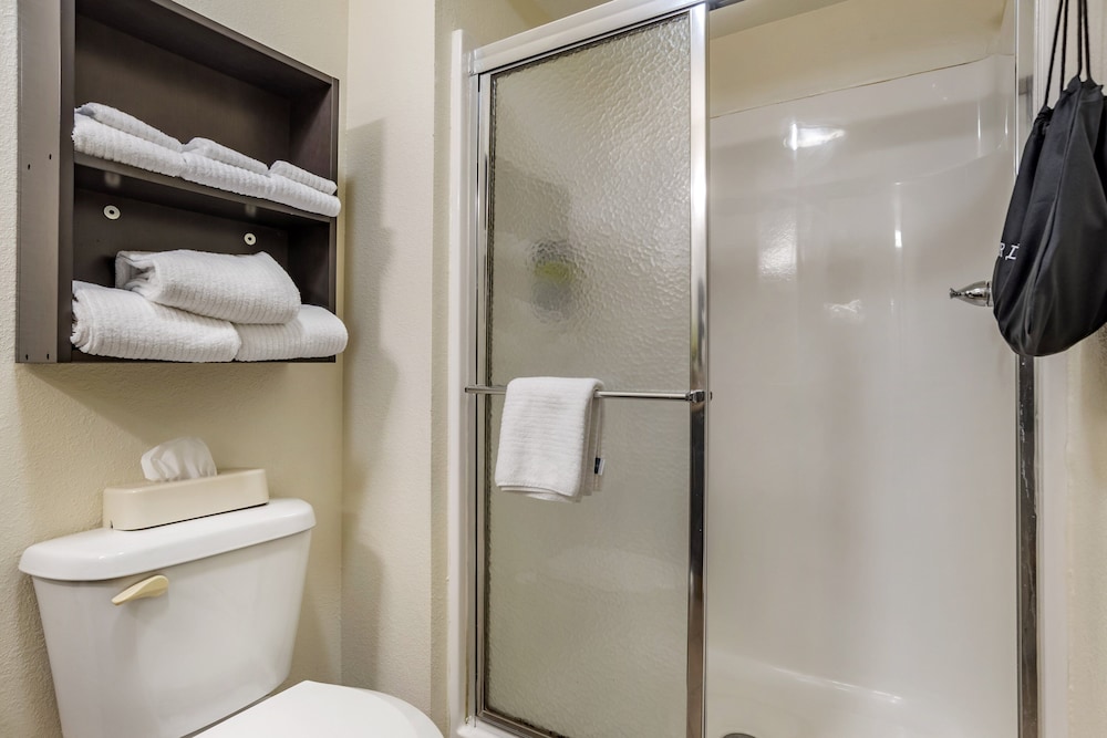 Candlewood Suites Alabaster by IHG - photo 20