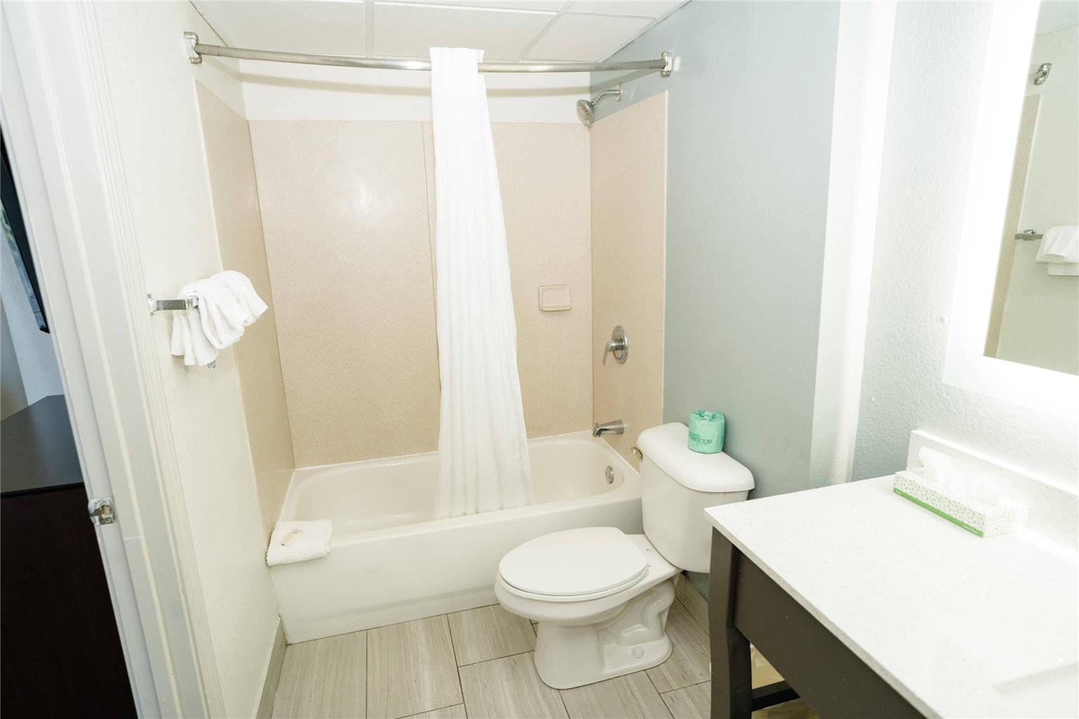 MainStay Suites Knoxville North I 75 - photo 16