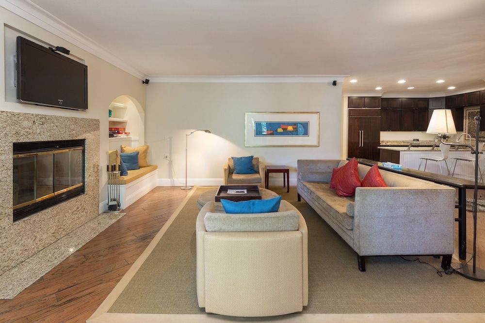 2708_Chateaux_Dumont_3Bed_Platinum - photo 23