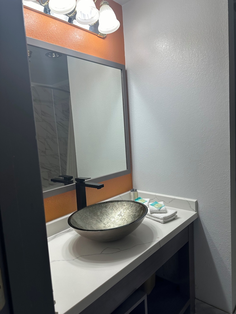 The Inn at Mountainview - photo 8