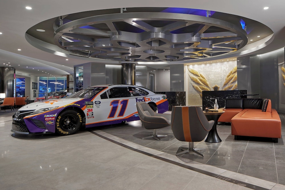 The Daytona Autograph Collection - photo 4