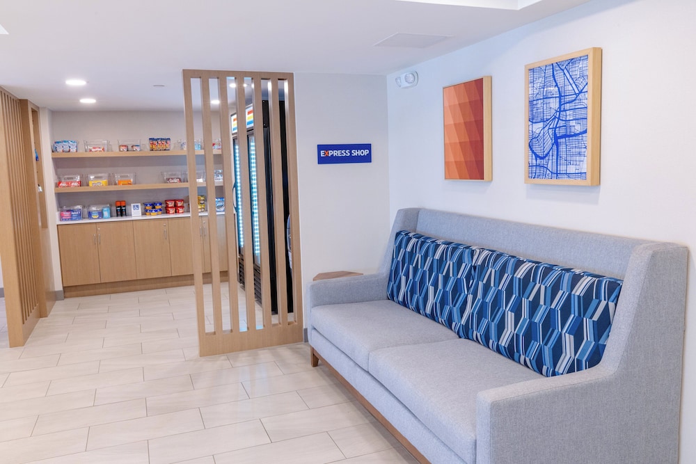 Holiday Inn Express Hotel of Neptune by IHG - photo 93