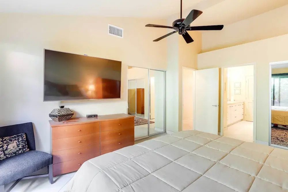 Patio and Resort Amenities Palm Desert Escape - featured photo